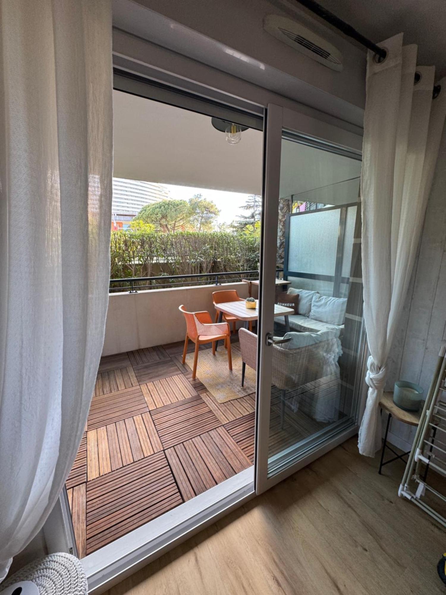 L'Appart Ideal Famille, Terrasse, Piscine, Plage Villeneuve-Loubet Exterior foto